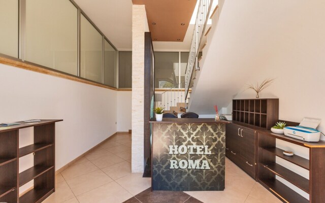 2059 Hotel Roma Tripla