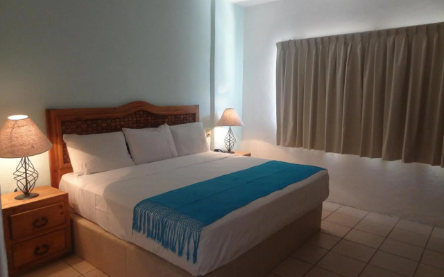 Emperador Vallarta Beachfront Hotel and Suites