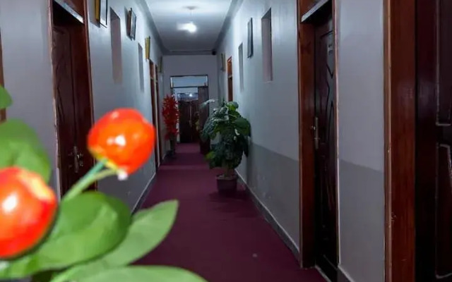 Contra Hotel