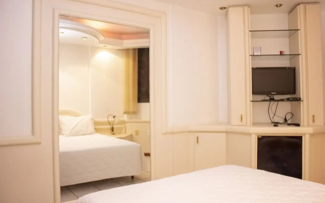 Apto bem localizado no Open Shopping CDS208