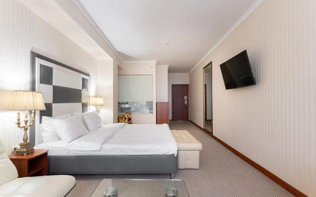 Salut New Moscow Hotel