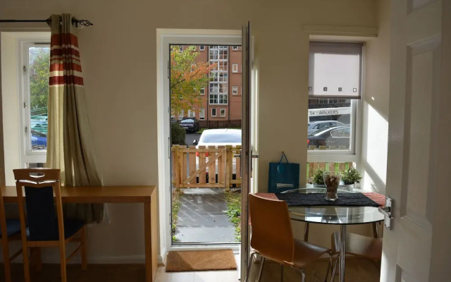 Glasgow Charing Cross Apartments