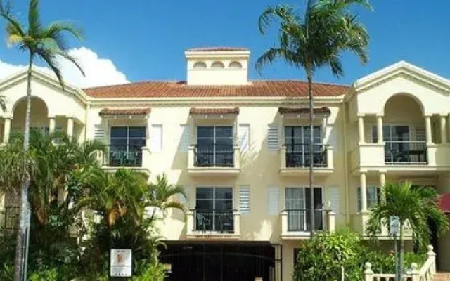 Villa Vaucluse Apartments
