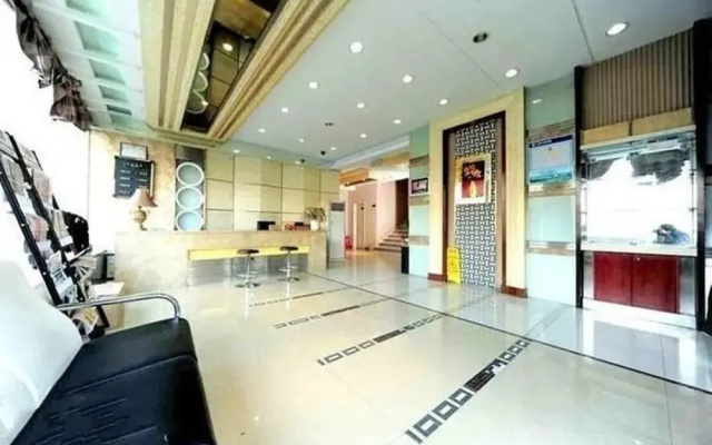 Roman Holiday Business Hotel