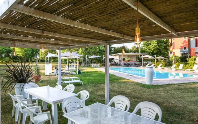Residenza Cartiera 243