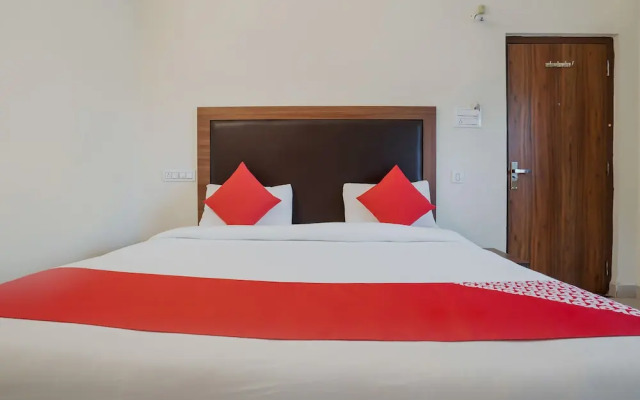 Gokul Grand by OYO Rooms