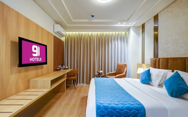 Hotel 91 Huda Premier