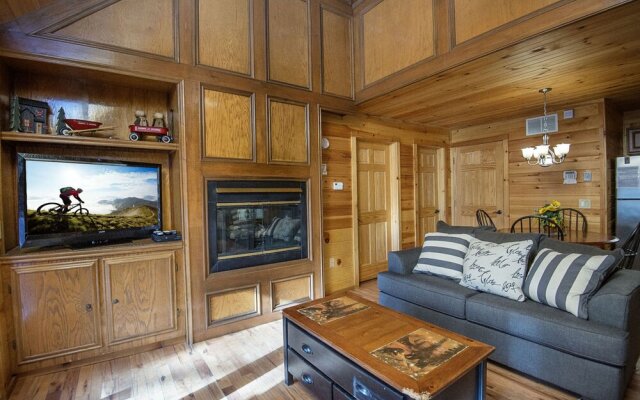 Simple Pleasures by Heritage Cabin Rentals