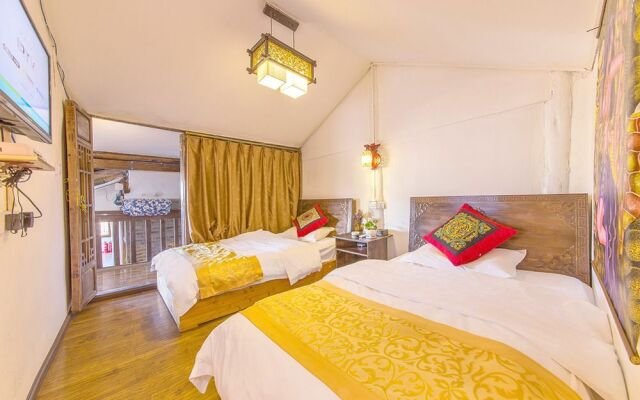 Lijiang Family And Hostel Inn