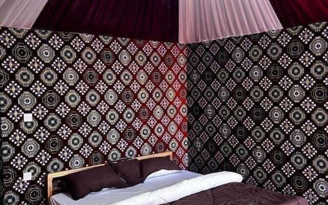 Wadi rum boutique camp & jeep tour