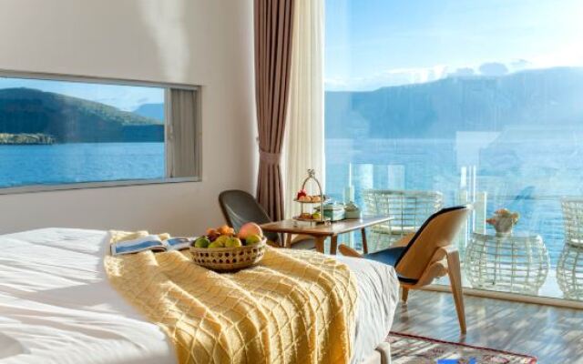 Sea Light Seascape Resort Hotel (Dali Yixi · Harbor Hotel)