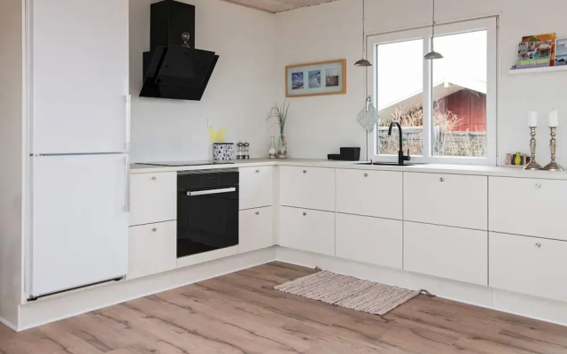 6 Person Holiday Home in Hejls