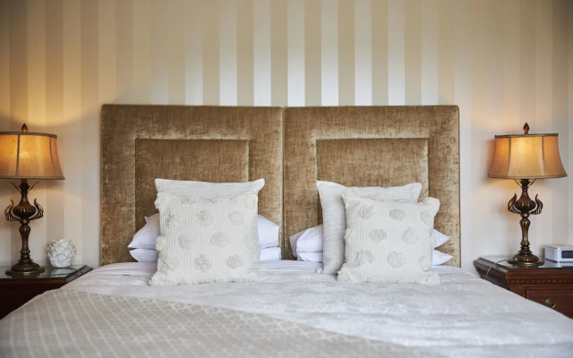 Luxury Lodges in Doolin Village