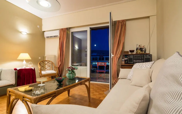 Romantic apartment near Acropolis