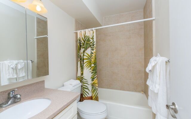 Ilikai Marina Studio City View Condos with Fully Equipped Kitchens & Free Wifi