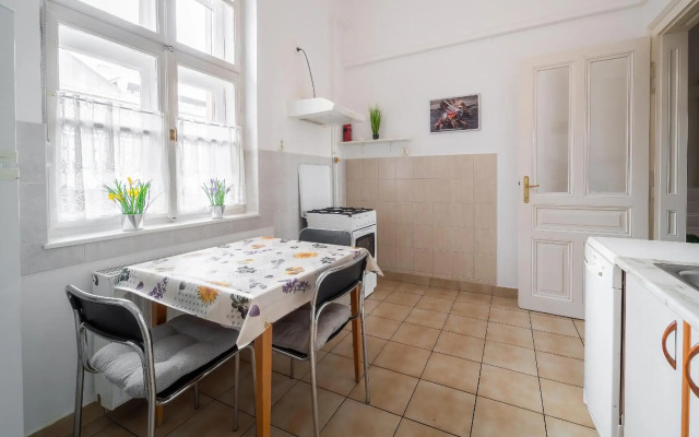 Tomka Apartman