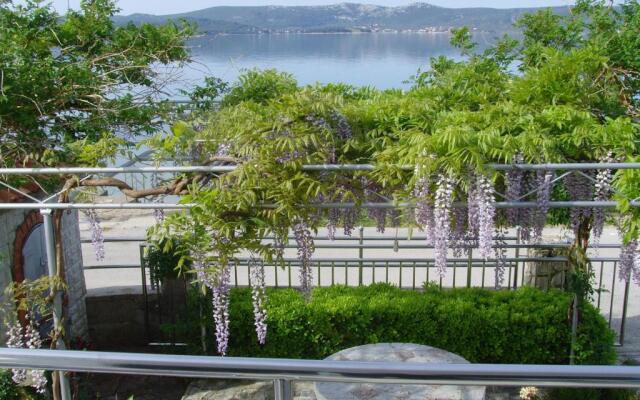 Apartment Esperanca 2