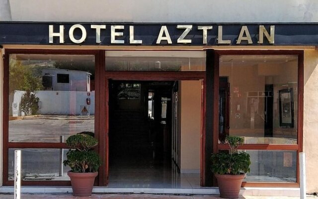 Hotel Aztlan