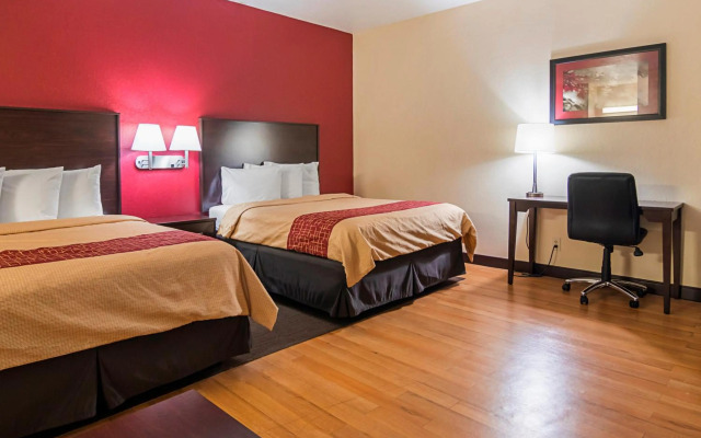 Red Roof Inn & Suites Lake Orion/ Auburn Hills