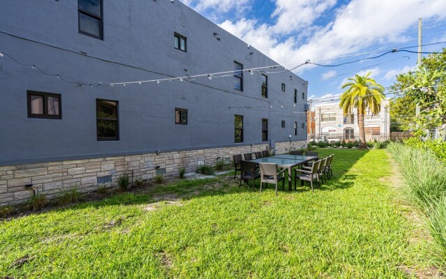 Charming Apartment Comfort Awaits