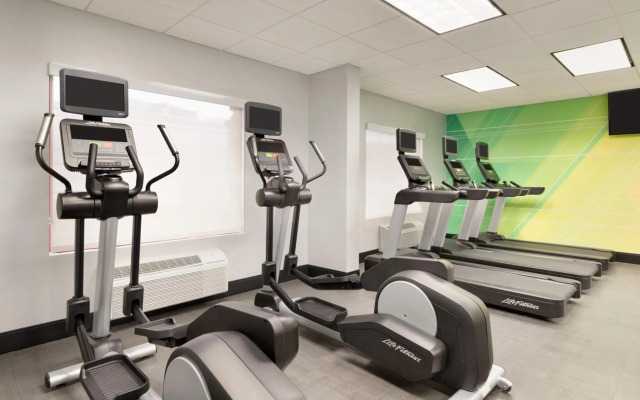 Holiday Inn Houston Intercontinental Airport by IHG