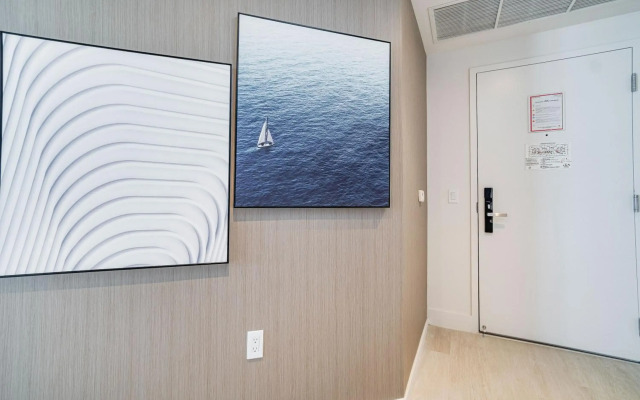 HYDE Beach House Resort Rental