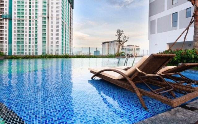 The Milky Way River Gate Apartment