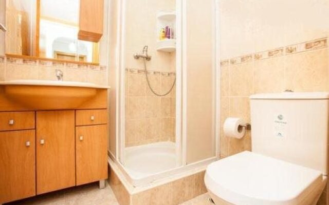 LC's Guesthouse