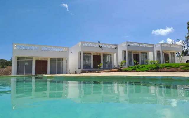 Cave Diani Studio Apartments
