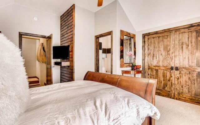 2030 Meadow Brook Lane Unit A