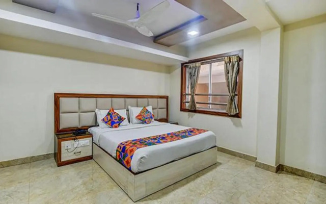 FabHotel Chennai Palace
