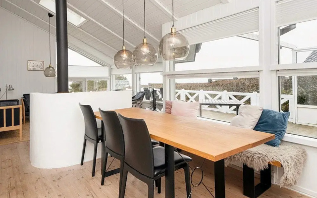 6 Person Holiday Home in Ebeltoft