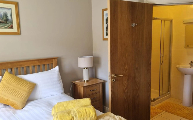 2 Bedroomed Ground Floor Apartment