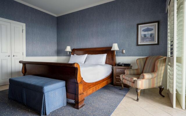 Madison Beach Hotel