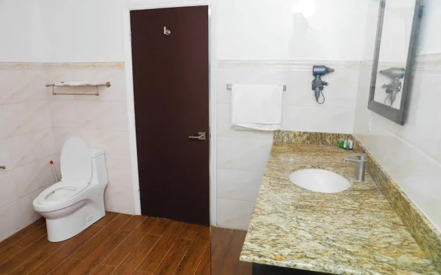 Kings Pavilion Suites Hotel