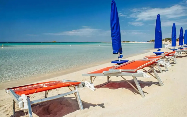 Two Steps From the Beach Villa