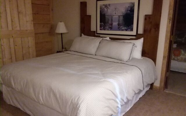 Chautauqua Hillcrest Inn
