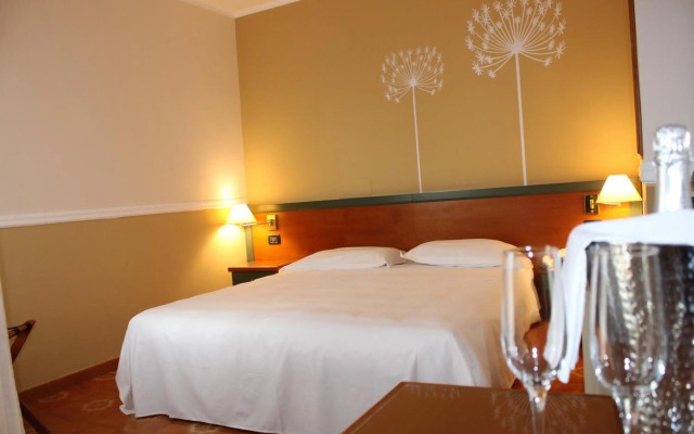 Domus Grand Hotel