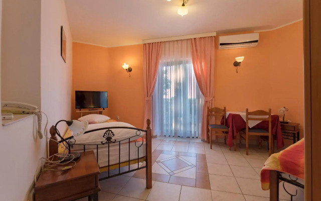 Hotel Aurora