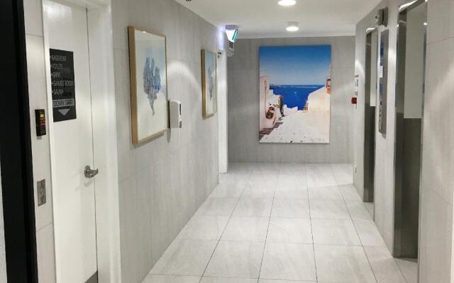 Silverton Holiday Apartments