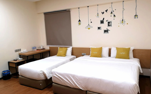 Qlio Hotel