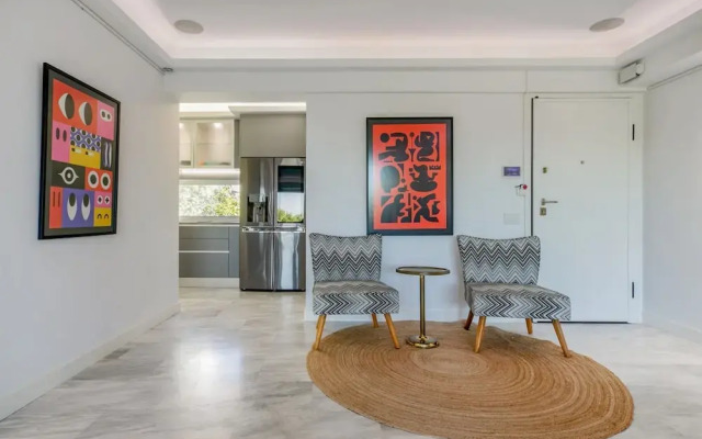 South Blue Luxury Apartment in Vouliagmeni