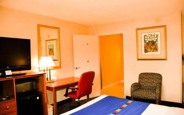Park Inn Harrisburg West, PA
