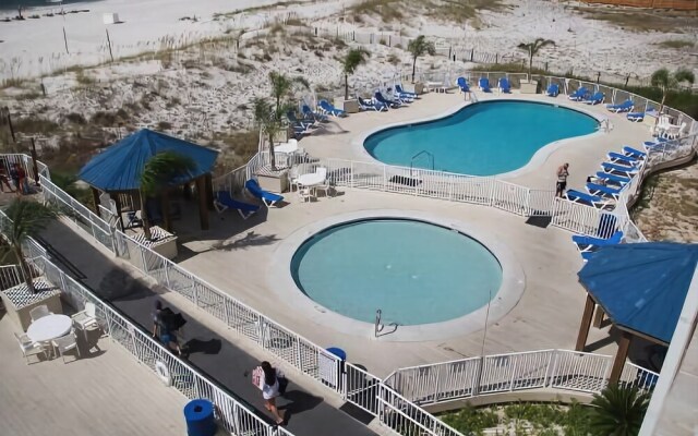 Sugar Beach 355 by RedAwning