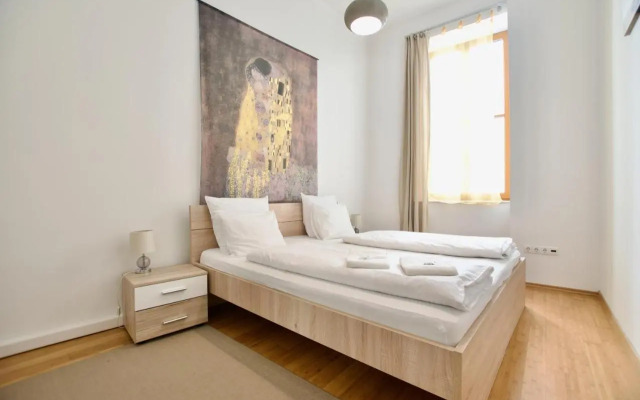 Premium Apartment by Hi5 - Vitkovics Suite