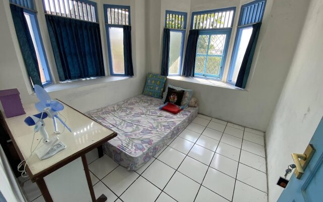 Singgah Macanan