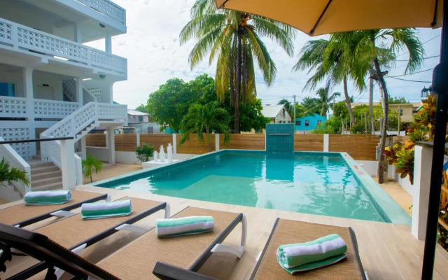 Kokomo Beach Suites