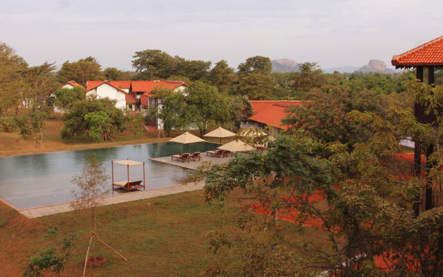 Sigiriya Jungles