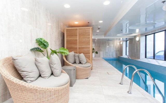 Luxury Apartment in Epsom