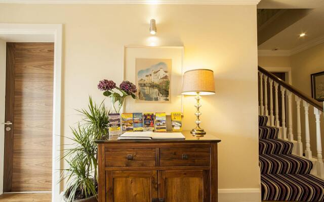 Sea Breeze Lodge B&B
